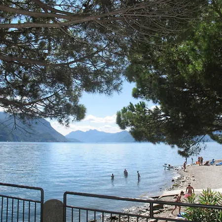 Apartamento Piazza San Giuseppe-9 By Interhome