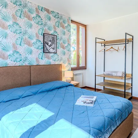 Apartment Piazza San Giuseppe-9 By Interhome Acquaseria